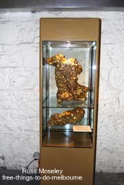 largest gold nugget in the world